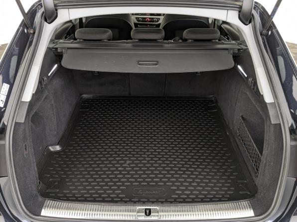 Audi A4 V (B9) с пробегом 2018 года, цена 1 850 000 рублей, 298346 км, универсал, Автокод Объявления
