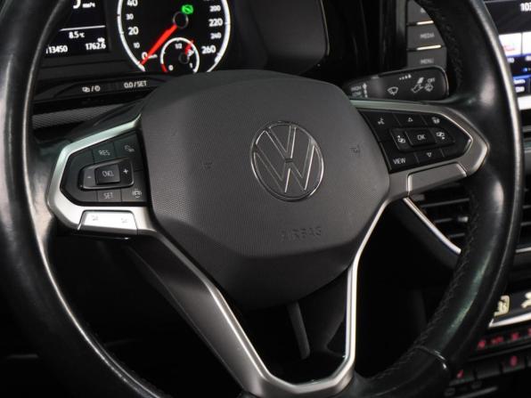 Volkswagen Polo VI с пробегом 2021 года, цена 1 749 000 рублей, 113450 км, лифтбек, Автокод Объявления