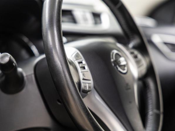 Nissan Qashqai II с пробегом 2015 года, цена 1 228 000 рублей, 184626 км, внедорожник, Автокод Объявления
