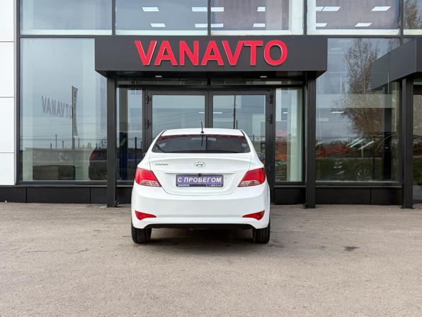 Hyundai Solaris I Рестайлинг с пробегом 2014 года, цена 890 000 рублей, 118000 км, седан, Автокод Объявления
