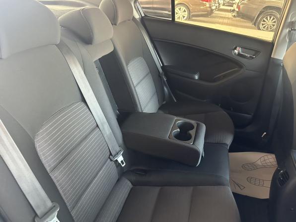 Kia Cerato III с пробегом 2013 года, цена 885 000 рублей, 196269 км, седан, Автокод Объявления