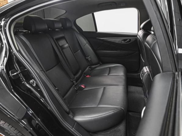 Infiniti Q50 I Рестайлинг с пробегом 2018 года, цена 2 240 000 рублей, 78826 км, седан, Автокод Объявления