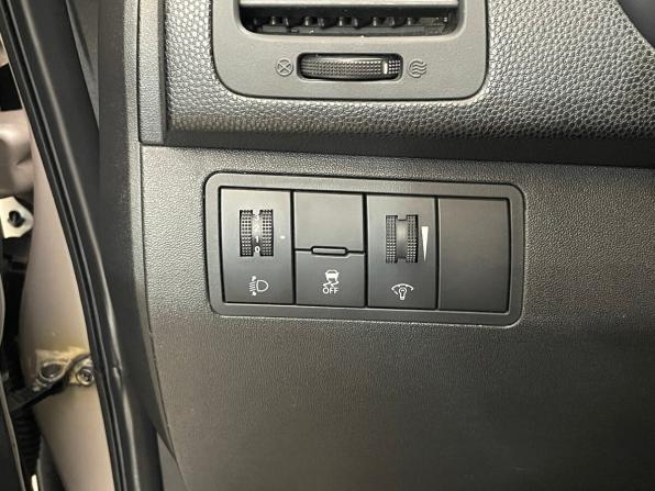 Kia Venga I с пробегом 2011 года, цена 775 000 рублей, 165873 км, минивэн, Автокод Объявления