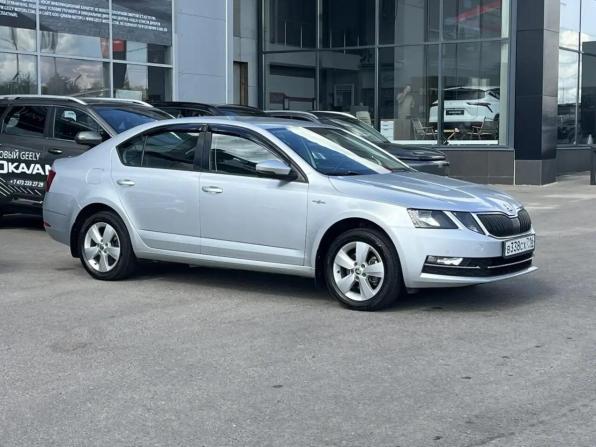 Skoda Octavia III (A7) Рестайлинг с пробегом 2019 года, цена 1 888 000 рублей, 66317 км, лифтбек, Автокод Объявления