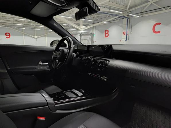 Mercedes-Benz A-Класс IV (W177) с пробегом 2019 года, цена 1 955 000 рублей, 83001 км, седан, Автокод Объявления