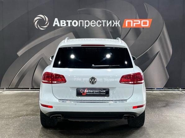 Volkswagen Touareg II с пробегом 2014 года, цена 1 720 000 рублей, 278950 км, внедорожник, Автокод Объявления