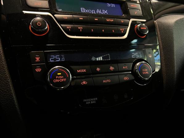Nissan Qashqai II с пробегом 2017 года, цена 1 350 000 рублей, 108797 км, внедорожник, Автокод Объявления