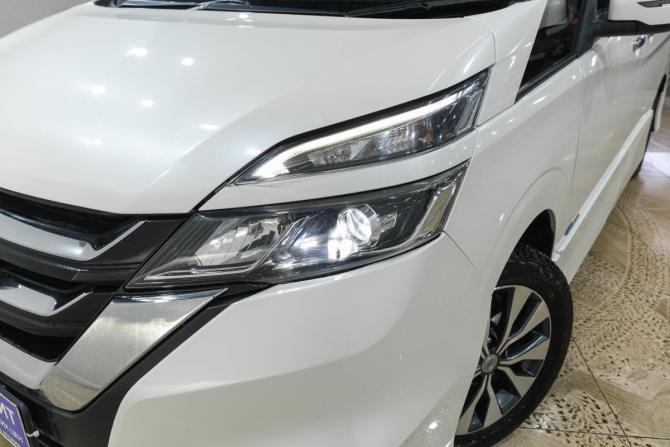 Nissan Serena V (C27) с пробегом 2017 года, цена 1 869 000 рублей, 136000 км, минивэн, Автокод Объявления