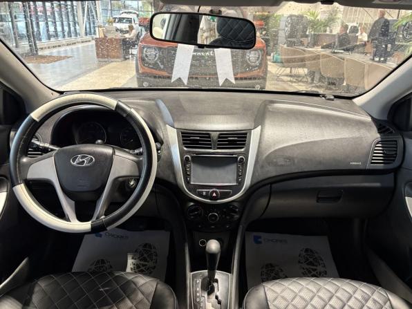 Hyundai Solaris I Рестайлинг с пробегом 2014 года, цена 900 000 рублей, 172491 км, хэтчбек, Автокод Объявления