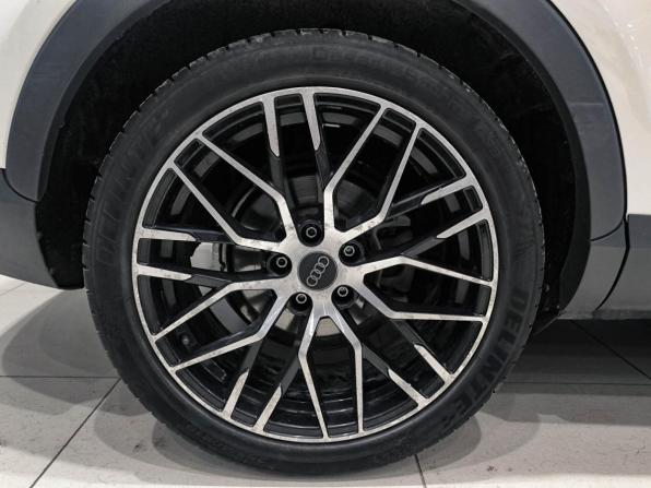 Audi Q3 I (8U) с пробегом 2012 года, цена 1 450 000 рублей, 199687 км, внедорожник, Автокод Объявления