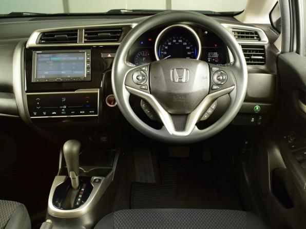 Honda Fit III Рестайлинг с пробегом 2018 года, цена 1 159 999 рублей, 57877 км, хэтчбек, Автокод Объявления