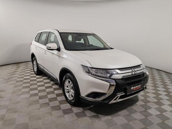 Mitsubishi Outlander III Рестайлинг 3 с пробегом 2019 года, цена 1 999 000 рублей, 135978 км, внедорожник, Автокод Объявления