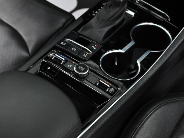 Kia K5 III с пробегом 2021 года, цена 2 449 000 рублей, 111000 км, седан, Автокод Объявления