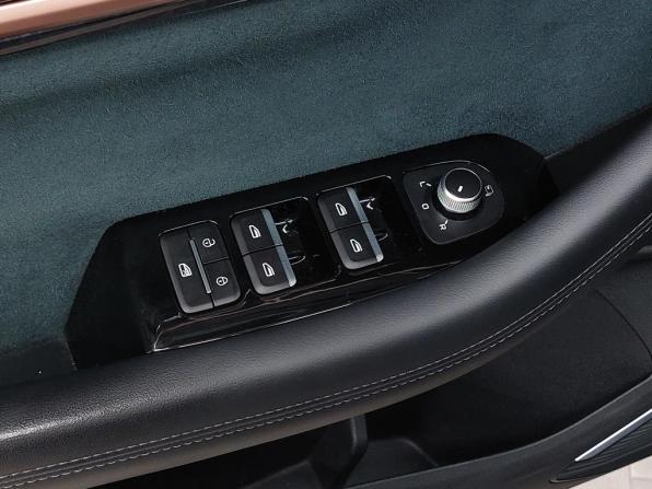 Geely Monjaro I с пробегом 2023 года, цена 2 849 000 рублей, 70010 км, внедорожник, Автокод Объявления