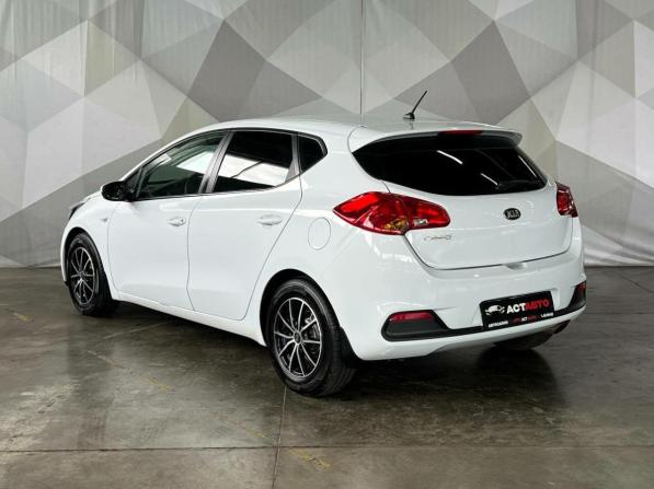 Kia Ceed II с пробегом 2014 года, цена 850 000 рублей, 171500 км, хэтчбек, Автокод Объявления