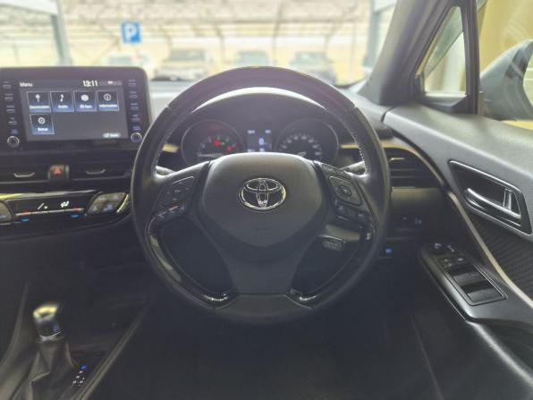 Toyota C-HR I Рестайлинг с пробегом 2020 года, цена 1 840 000 рублей, 135000 км, внедорожник, Автокод Объявления