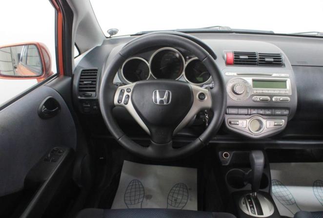Honda Jazz I Рестайлинг с пробегом 2008 года, цена 660 000 рублей, 153839 км, хэтчбек, Автокод Объявления