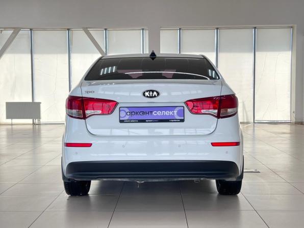 Kia Rio III Рестайлинг с пробегом 2015 года, цена 1 295 000 рублей, 157967 км, седан, Автокод Объявления