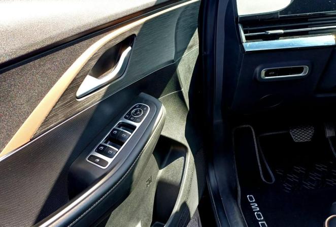Omoda C5 I с пробегом 2023 года, цена 1 930 000 рублей, 51570 км, внедорожник, Автокод Объявления