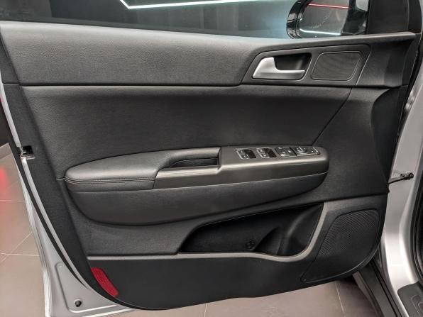 Kia Sportage IV с пробегом 2018 года, цена 2 050 000 рублей, 96520 км, внедорожник, Автокод Объявления