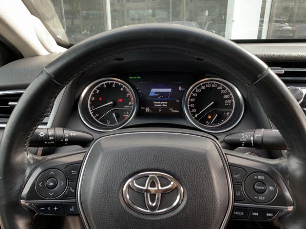 Toyota Camry VIII (XV70) с пробегом 2019 года, цена 2 820 000 рублей, 94144 км, седан, Автокод Объявления