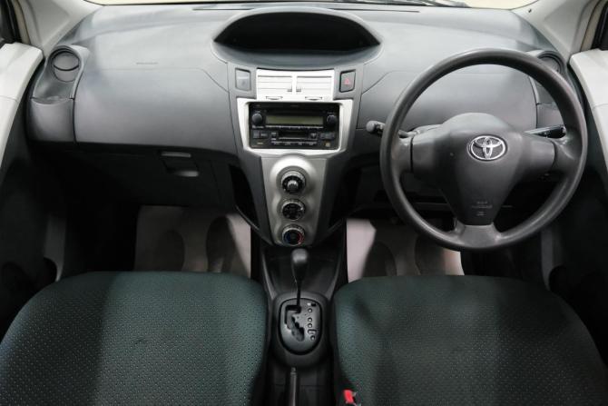 Toyota Vitz II (XP90) с пробегом 2007 года, цена 599 000 рублей, 142000 км, хэтчбек, Автокод Объявления