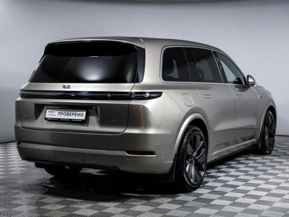 Li Auto (Lixiang) L9 I с пробегом 2023 года, цена 6 490 000 рублей, 42703 км, внедорожник, Автокод Объявления