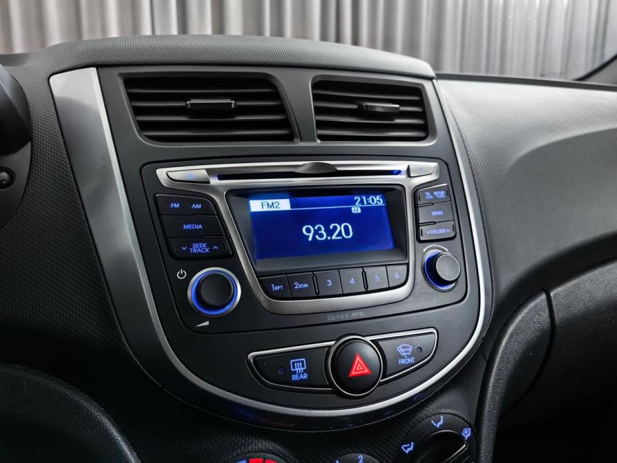 Hyundai Solaris I Рестайлинг Москва  - изображение 17