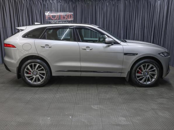 Jaguar F-Pace I с пробегом 2017 года, цена 3 449 000 рублей, 61208 км, внедорожник, Автокод Объявления