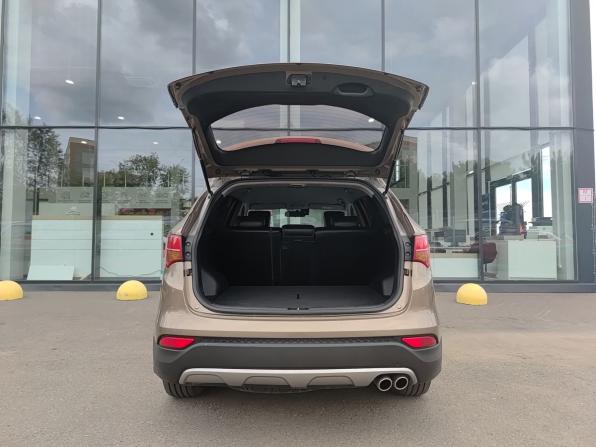 Hyundai Santa Fe III с пробегом 2012 года, цена 1 495 000 рублей, 165000 км, внедорожник, Автокод Объявления