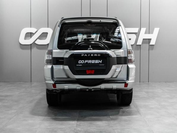 Mitsubishi Pajero IV Рестайлинг 2 с пробегом 2019 года, цена 3 799 000 рублей, 83553 км, внедорожник, Автокод Объявления