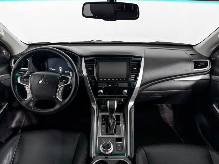 Mitsubishi Montero Sport III Рестайлинг Санкт-Петербург  - изображение 15