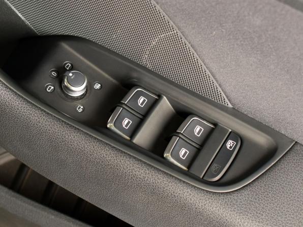 Audi A3 III (8V) с пробегом 2015 года, цена 1 285 997 рублей, 64105 км, хэтчбек, Автокод Объявления