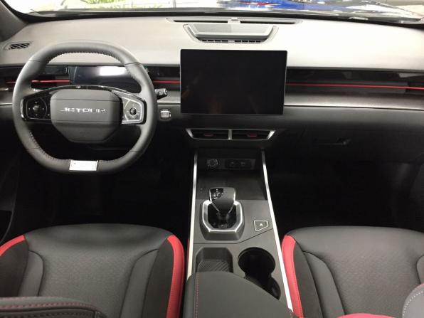 Новый JETOUR DASHING I 2026 года, цена 2 759 900 рублей, внедорожник, Автокод Объявления