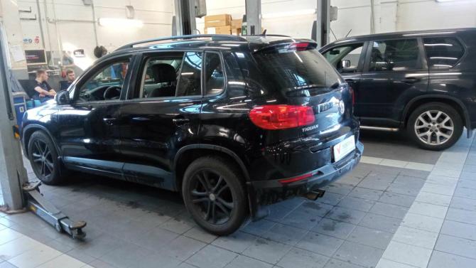 Volkswagen Tiguan I Рестайлинг с пробегом 2015 года, цена 1 212 000 рублей, 188242 км, внедорожник, Автокод Объявления