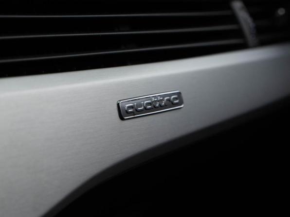Audi A4 V (B9) Рестайлинг с пробегом 2020 года, цена 3 795 000 рублей, 94891 км, седан, Автокод Объявления