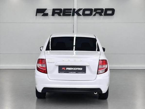 Lada (ВАЗ) Granta I Рестайлинг с пробегом 2022 года, цена 579 000 рублей, 49695 км, седан, Автокод Объявления