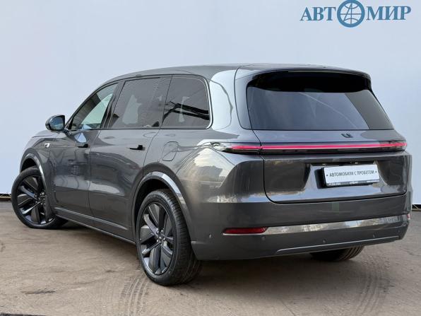 Li Auto (Lixiang) L9 I с пробегом 2023 года, цена 6 250 000 рублей, 76400 км, внедорожник, Автокод Объявления