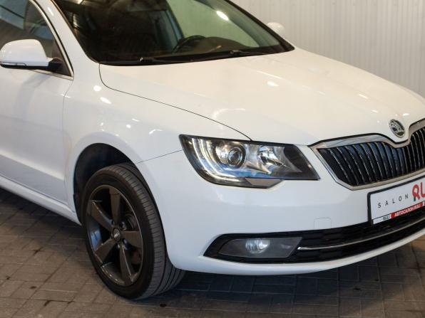 Skoda Superb II Рестайлинг с пробегом 2014 года, цена 1 085 000 рублей, 214866 км, лифтбек, Автокод Объявления