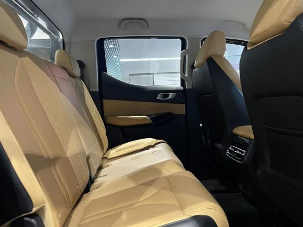 Changan Hunter Plus с пробегом 2024 года, цена 2 675 000 рублей, 28842 км, offers.body_type.unknown, Автокод Объявления