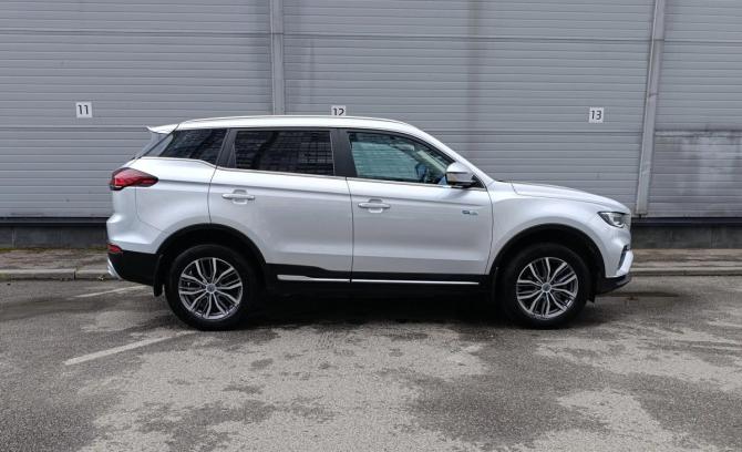 Geely Atlas Pro с пробегом 2023 года, цена 1 909 000 рублей, 64515 км, внедорожник, Автокод Объявления