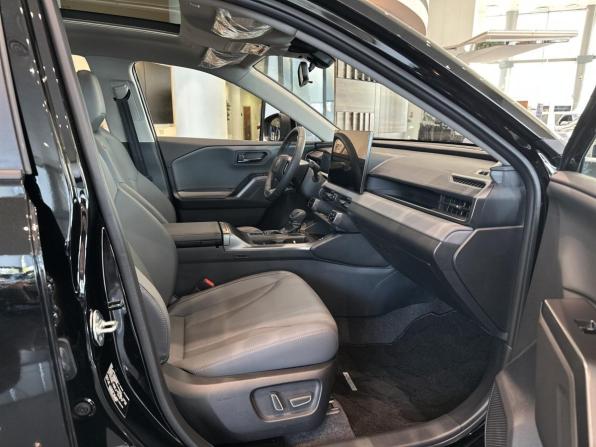 Toyota RAV4 VI (XA60) с пробегом 2026 года, цена 4 250 000 рублей, 21 км, внедорожник, Автокод Объявления