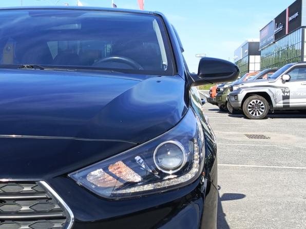 Hyundai Solaris II с пробегом 2019 года, цена 1 250 000 рублей, 131000 км, седан, Автокод Объявления
