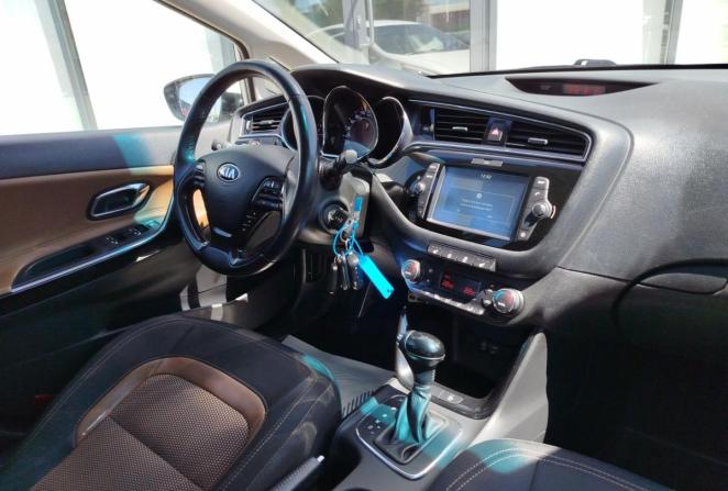Kia Ceed III с пробегом 2018 года, цена 1 490 000 рублей, 128262 км, хэтчбек, Автокод Объявления