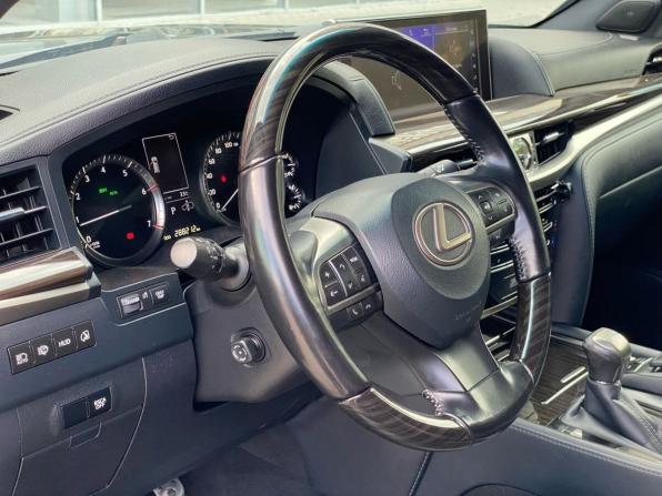 Lexus LX III Рестайлинг 2 с пробегом 2020 года, цена 8 900 000 рублей, 288000 км, внедорожник, Автокод Объявления