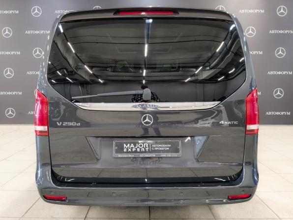 Mercedes-Benz V-Класс III (W447) Рестайлинг с пробегом 2021 года, цена 6 150 000 рублей, 94191 км, минивэн, Автокод Объявления