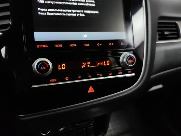 Mitsubishi Outlander III Рестайлинг 3 с пробегом 2020 года, цена 2 598 000 рублей, 109000 км, внедорожник, Автокод Объявления