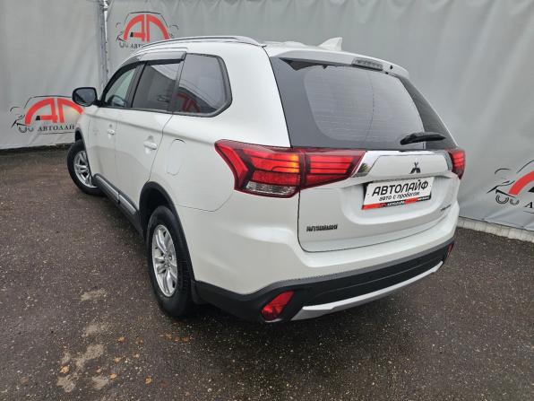 Mitsubishi Outlander III Рестайлинг 2 с пробегом 2018 года, цена 1 775 000 рублей, 120277 км, внедорожник, Автокод Объявления