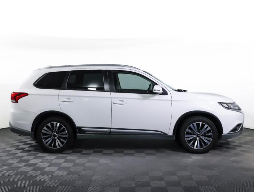 Mitsubishi Outlander III Рестайлинг 3 Москва  - изображение 4