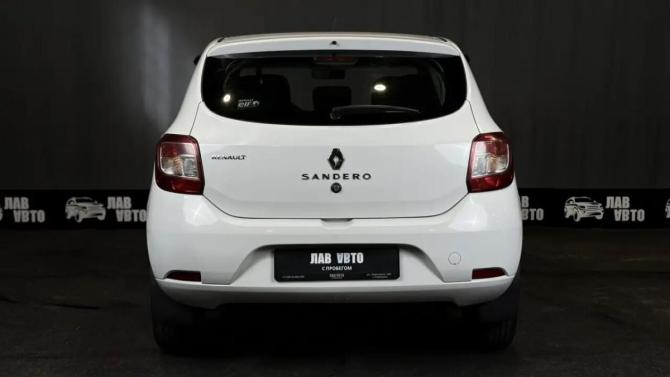 Renault Sandero II с пробегом 2018 года, цена 950 000 рублей, 115213 км, хэтчбек, Автокод Объявления